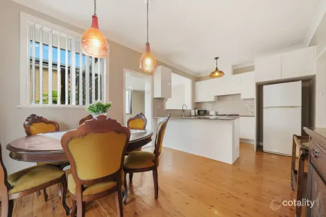 Property photo of 36 The Crescent Toongabbie NSW 2146