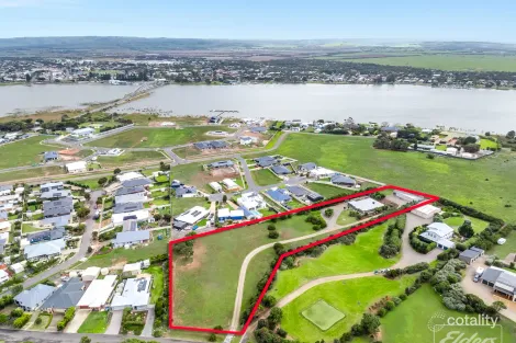 Property photo of 27 Gow Drive Hindmarsh Island SA 5214