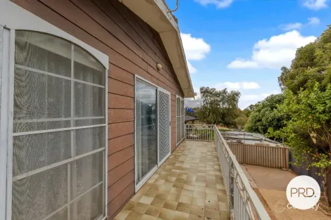 Property photo of 5 McEdward Street Birdwoodton VIC 3505