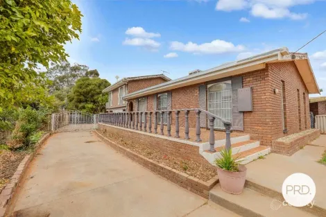 Property photo of 5 McEdward Street Birdwoodton VIC 3505