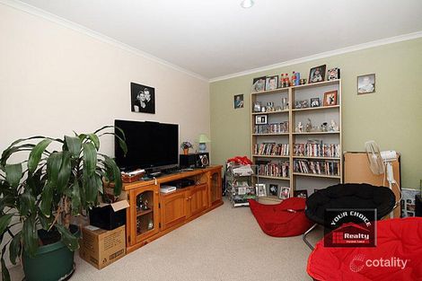 Property photo of 5 Balmoral Place Forest Lake QLD 4078