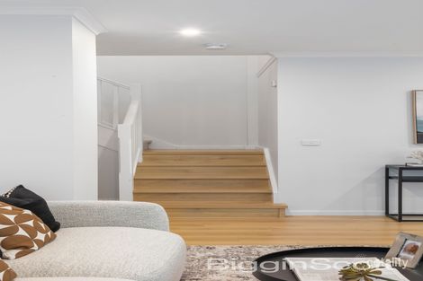 Property photo of 1/30-32 Larkspur Avenue Doncaster VIC 3108