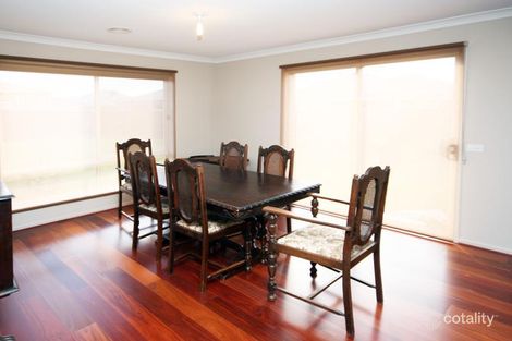 Property photo of 19 Dan Morgan Drive Cranbourne East VIC 3977