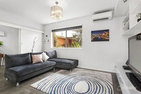 Property photo of 4/9 Waxman Parade Brunswick West VIC 3055