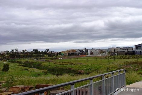 Property photo of 15 Brook Street Caroline Springs VIC 3023
