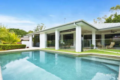 Property photo of 3 River Cove Place Helensvale QLD 4212