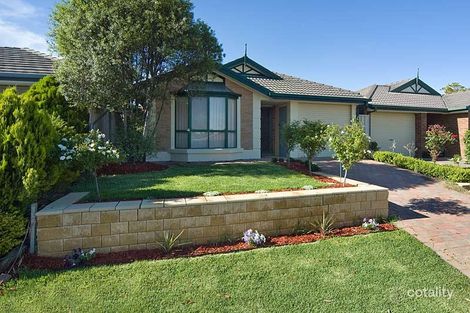 10 Padthaway Ct, Woodcroft, SA 5162