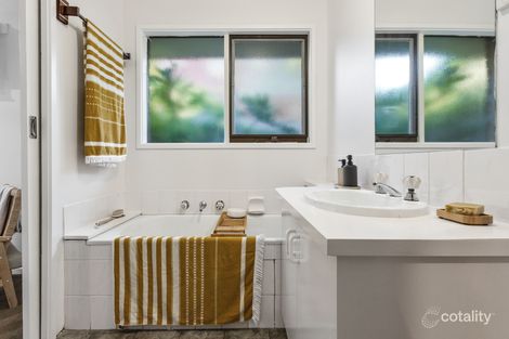 Property photo of 64 Langdale Drive Croydon Hills VIC 3136