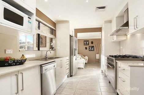 Property photo of 1 Batlow Place Bossley Park NSW 2176