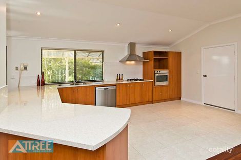 Property photo of 11 Buvelot Turn Southern River WA 6110