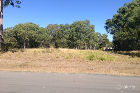 31 Kindt St, Moore Park Beach, QLD 4670