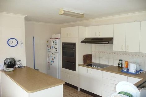 Property photo of 24 Stirling Drive Lakes Entrance VIC 3909
