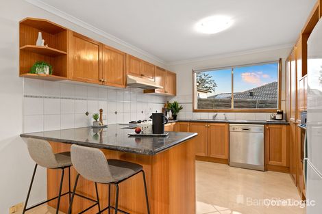 Property photo of 1 Balwyn Court Narre Warren VIC 3805