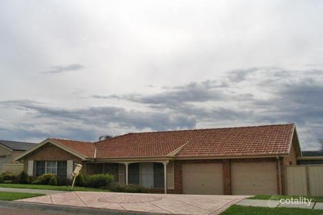 33 Hilldale Dr, Cameron Park, NSW 2285