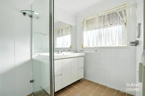 Property photo of 30 Drysdale Crescent Plumpton NSW 2761