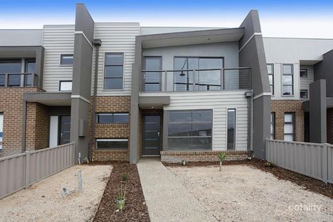 95 Featherbrook Dr, Point Cook, VIC 3030