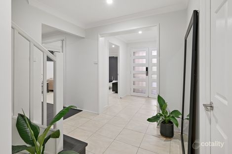 Property photo of 14 Lamington Place Bow Bowing NSW 2566