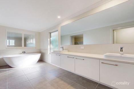Property photo of 50 Aveling Street Wavell Heights QLD 4012
