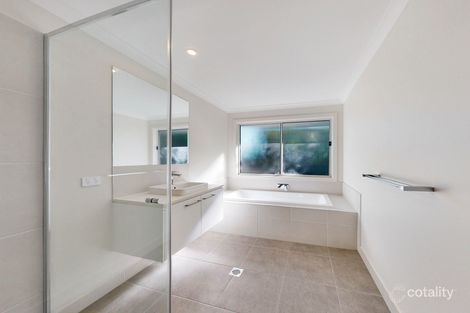 Property photo of 50 Aveling Street Wavell Heights QLD 4012