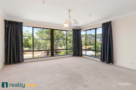 Property photo of 6 Houghton Way Winthrop WA 6150