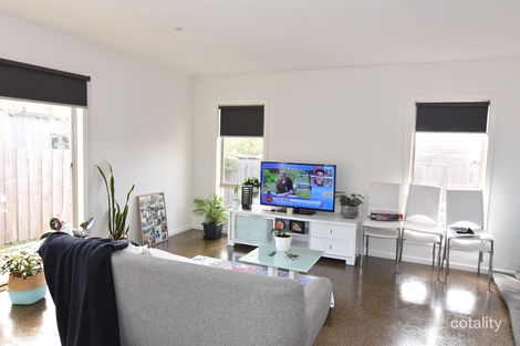 Property photo of 2/204 Separation Street Bell Park VIC 3215
