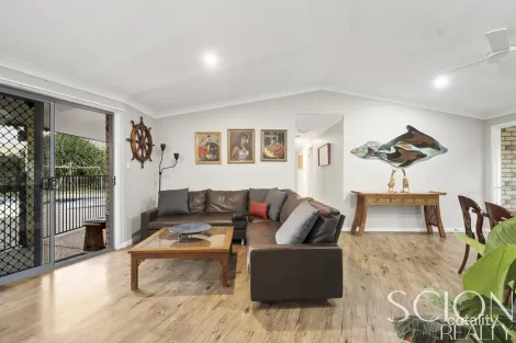 Property photo of 18 Myrtle Court Black Mountain QLD 4563