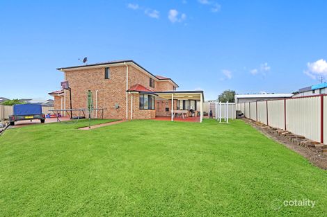 Property photo of 17 Amberlee Crescent Woongarrah NSW 2259