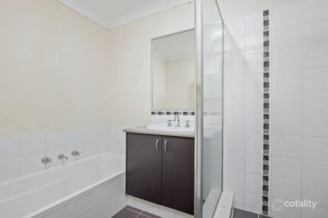 Property photo of 16 Botany Parade Ellenbrook WA 6069
