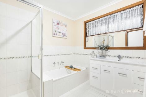 Property photo of 30 Regina Street Kilsyth VIC 3137