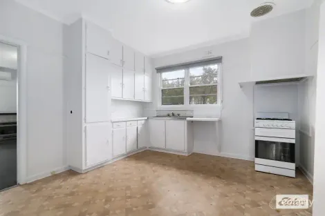 Property photo of 245 Lawrence Street Wodonga VIC 3690