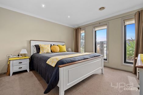 Property photo of 34 Featherhead Way Harkness VIC 3337