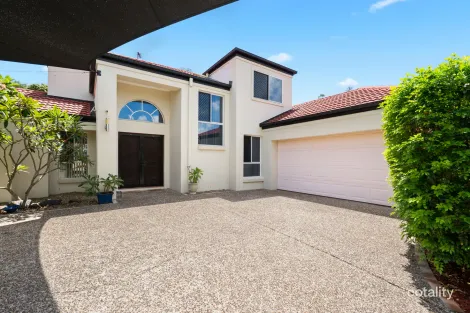 15 O'Brien Ct, Arundel, QLD 4214