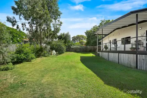 Property photo of 4 Landstead Street Oxley QLD 4075