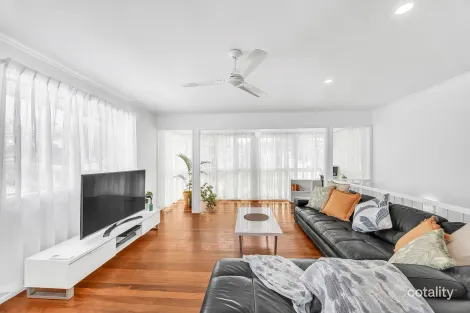 Property photo of 21 Bareena Street Jindalee QLD 4074