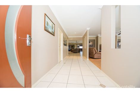 Property photo of 9 Saint Maarten Crescent Oxenford QLD 4210