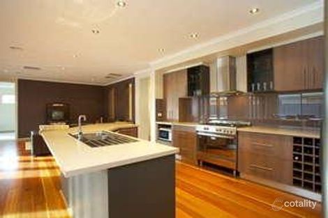 Property photo of 2 Bateman Close Derrimut VIC 3026