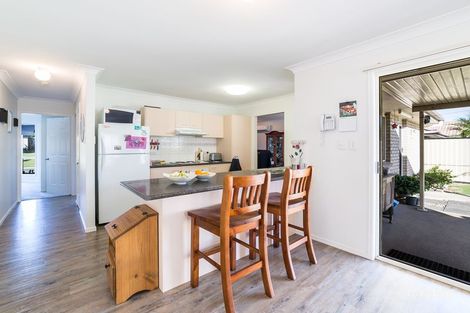 Property photo of 5 Cherrytree Place Waterford West QLD 4133