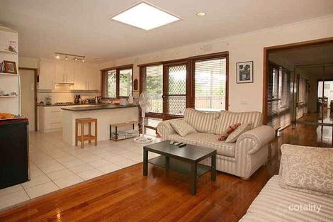 Property photo of 32 Madigan Drive Glen Waverley VIC 3150