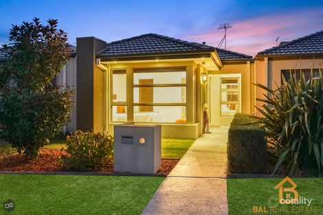 Property photo of 4 Branagh Walk Truganina VIC 3029
