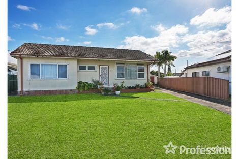 9 Saba St, Fairfield West, NSW 2165