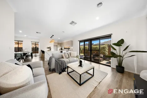 26 Nuttall St, Mambourin, VIC 3024