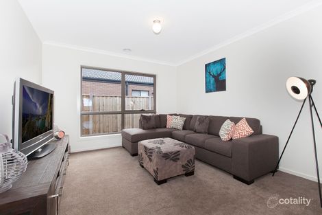 Property photo of 15 Wentworth Terrace Beveridge VIC 3753