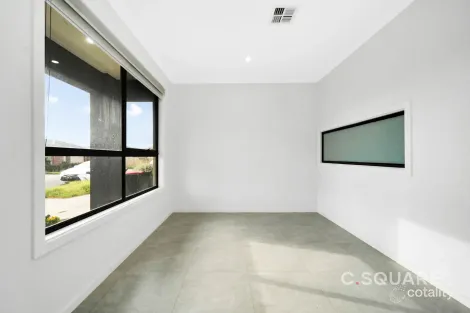 Property photo of 22 Heslop Street Mickleham VIC 3064