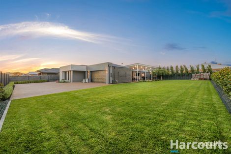 Property photo of 14 Winslow Crescent Warragul VIC 3820