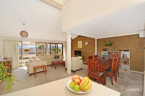 Property photo of 66 Barnet Close Phillip ACT 2606