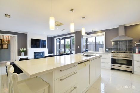 Property photo of 12 Kanowna Street Hallett Cove SA 5158