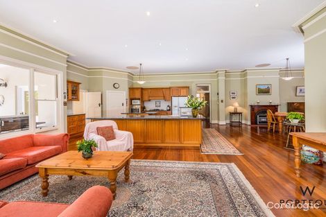 Property photo of 33 Hillway Nedlands WA 6009