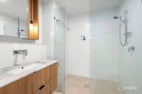 Property photo of 1302/27 Commercial Road Newstead QLD 4006