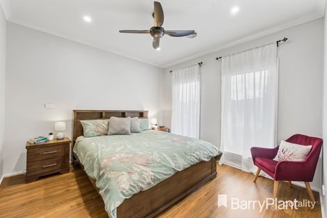 Property photo of 7 Azolla Avenue Werribee VIC 3030