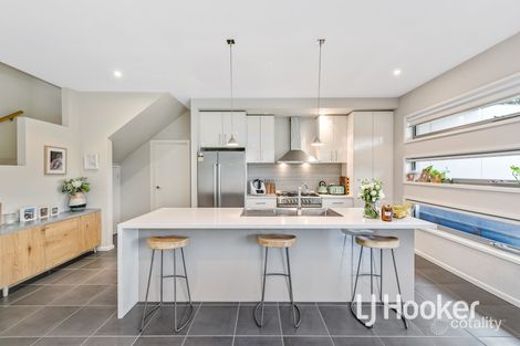 Property photo of 6 South Hidden Valley Circuit Beaconsfield VIC 3807